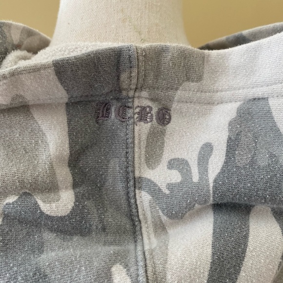 BCBG Long Camo Zipup - Picture 7 of 8